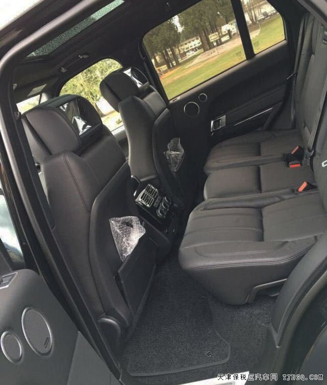 2016款路虎揽胜3.0T行政黑耀版 现车盛享低价