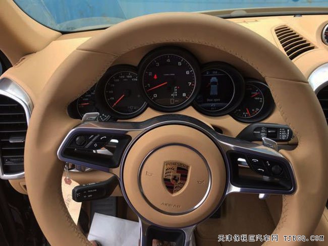 16款保时捷卡宴3.6L美规版汽油 全景/高级包现车101万