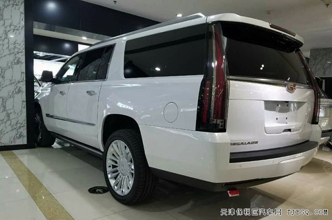 2016款凯迪拉克凯雷德6.2L铂金版 现车盛惠热卖