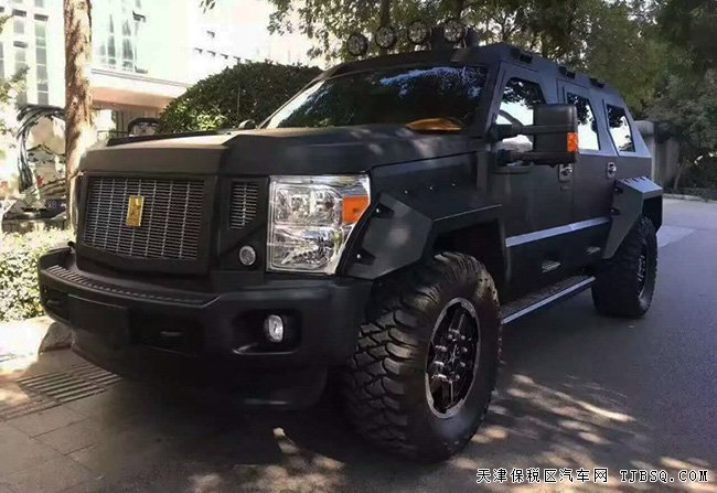 2016款乔治巴顿越野车6.8L 平行进口现车劲惠