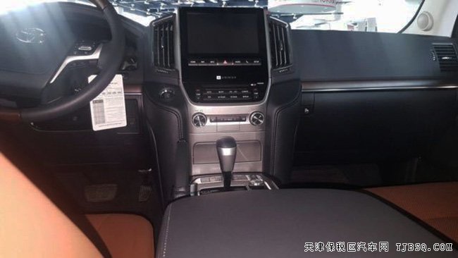 2016款丰田酷路泽5700中东版 底挂顶配现车142.8万优购
