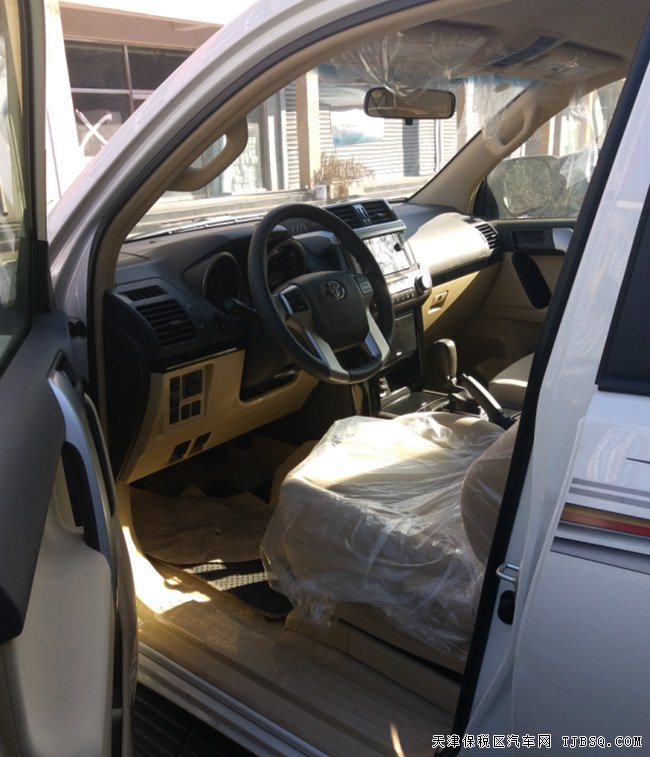 2016款丰田霸道2700中东版 平行进口现车39.5万优惠酬宾