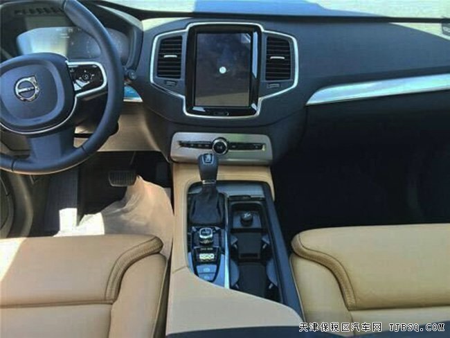 2016款沃尔沃XC90加规版 全尺寸七座现车享折扣