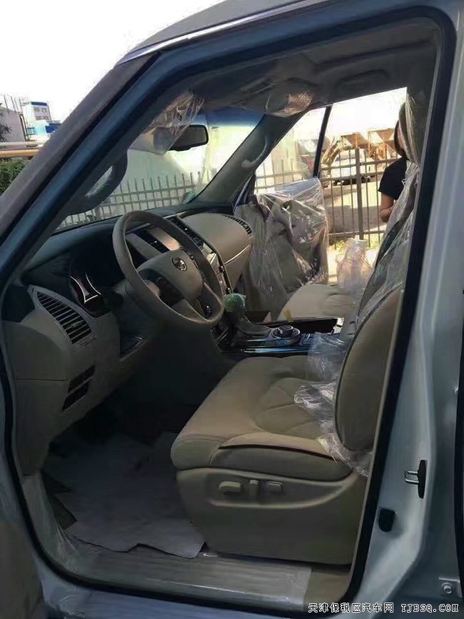 2017款途乐Y62中东版4.0L 18轮/BOSE/天窗现车67.8万购