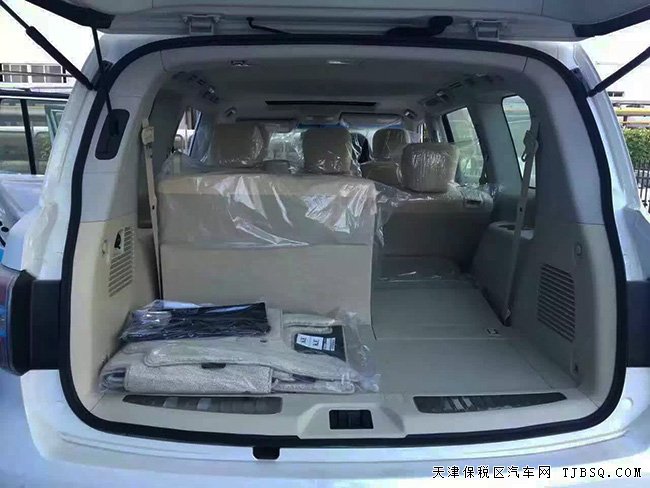 2017款途乐Y62中东版4.0L 18轮/BOSE/天窗现车67.8万购