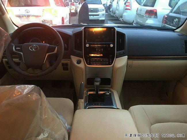 16款丰田酷路泽4600中东版 8气囊/双差速锁现车92.3万