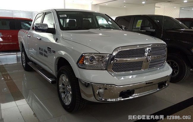 16款道奇公羊5.7L长角号皮卡 天津港现车震撼让利