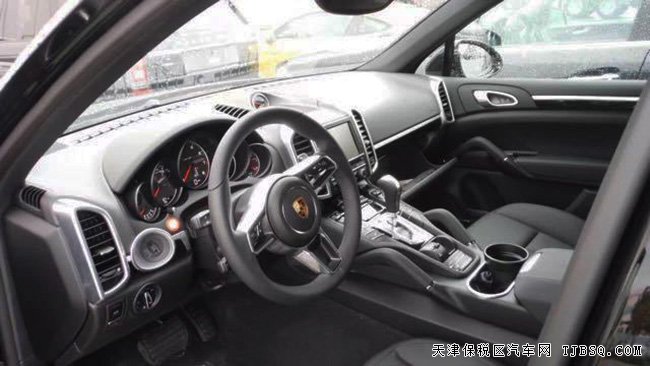 2016款保时捷卡宴3.6L汽油版 18轮/全景/BOSE现车93.5万