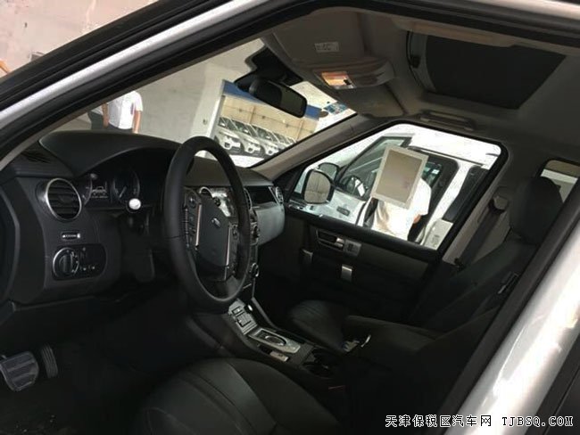 2016款路虎发现四3.0T全尺寸SUV 天津港现车报价