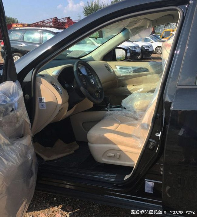 2017款中东日产途乐Y62 平行进口4.0L现车优惠报价