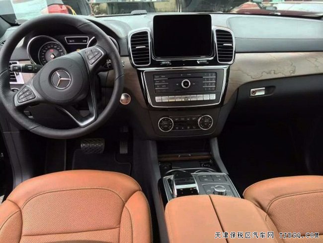 2017款奔驰GLS450加规版全尺寸SUV 现车优惠购