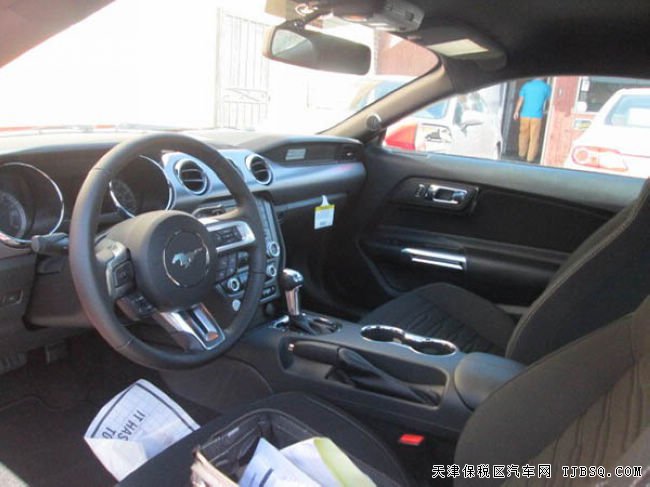 2017款福特野马2.3T肌肉跑车 平行进口车惠报价