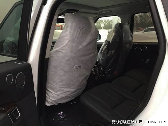 2016款路虎揽胜3.0T行政版 天津港现车优惠走量