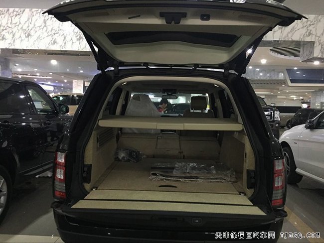 16款路虎揽胜3.0T行政柴油版报价 天津港震撼让利