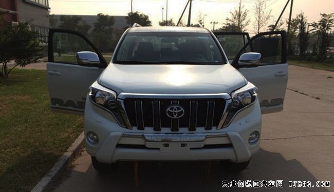 2016款丰田霸道2700中东版 天津港现车绚丽来袭