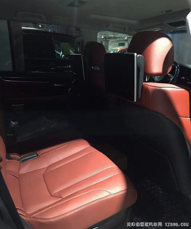 2017款雷克萨斯LX570加规版 天津港现车热卖绚丽来袭