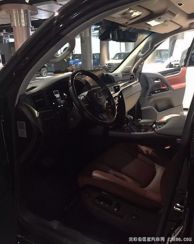 2017款雷克萨斯LX570加规版 天津港现车热卖绚丽来袭