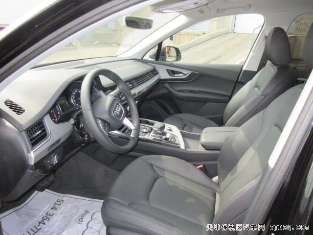 2017款奥迪Q7加规版3.0T 全尺寸越野现车港口优购