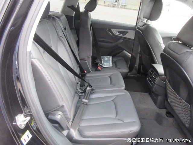2017款奥迪Q7加规版3.0T 全尺寸越野现车港口优购