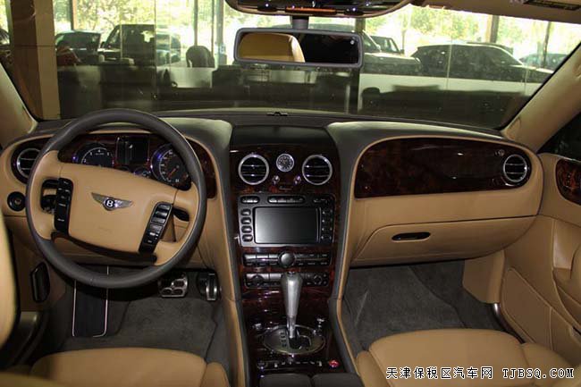 2016款宾利飞驰欧规版4.0T 平行进口车优惠来袭