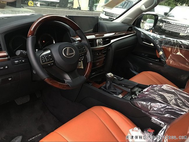 2017款雷克萨斯LX570全尺寸越野 保税区优惠酬宾