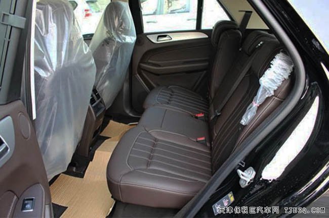 2017款奔驰GLE400运动型越野 平行进口车享折扣