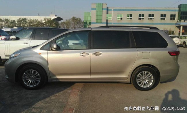 2016款丰田塞纳3.5L两驱XLE版 八座/电动门现车45万起