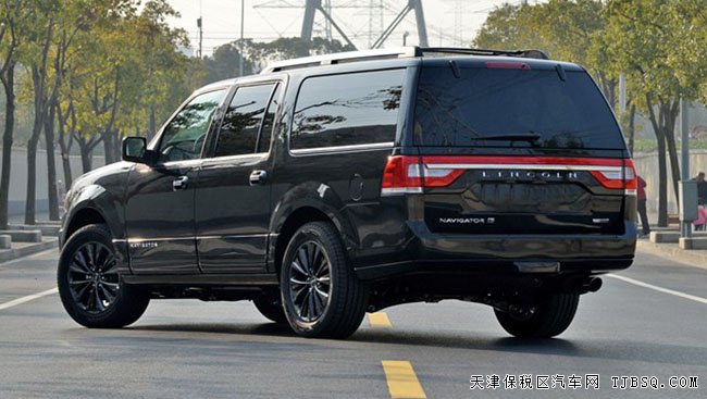 2017款林肯领航员3.5T长轴版 22轮/后娱现车93.5万乐享