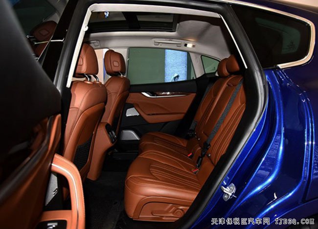 2016款玛莎拉蒂levante 玛莎拉蒂SUV现车优惠尽享