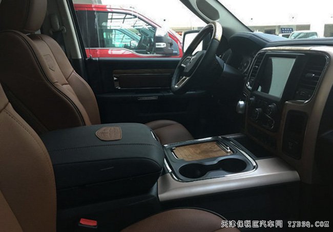 2016款道奇公羊5.7L美式皮卡 平行进口惠满港口