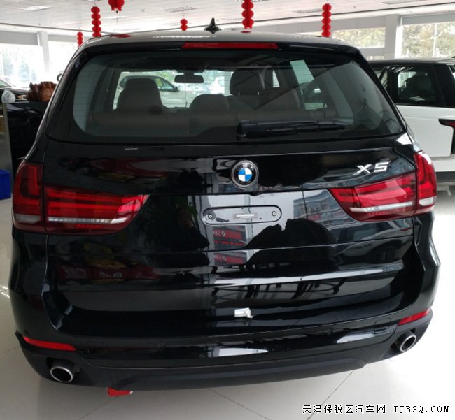 16款宝马X5欧规版SUV 全景天窗/前加热现车71万绚丽来袭
