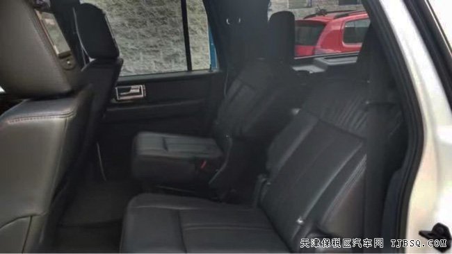 2016款林肯领航员3.5TT 全尺寸七座SUV现车绚丽来袭