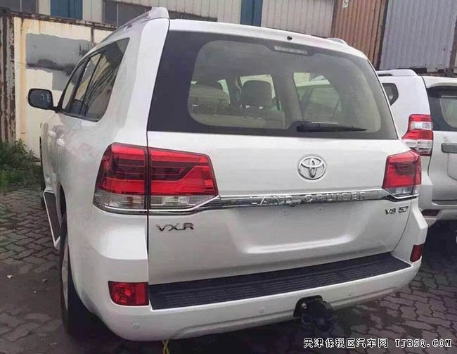 2016款丰田酷路泽5700中东版 全地形越野优惠巨献