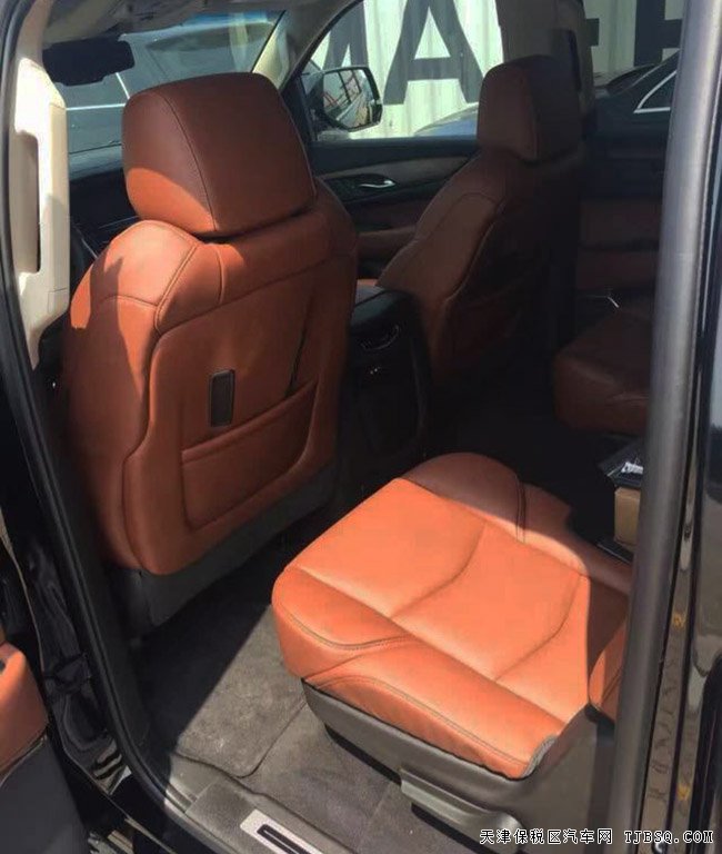 16款凯迪拉克凯雷德6.2L商务型越野 现车让利惠