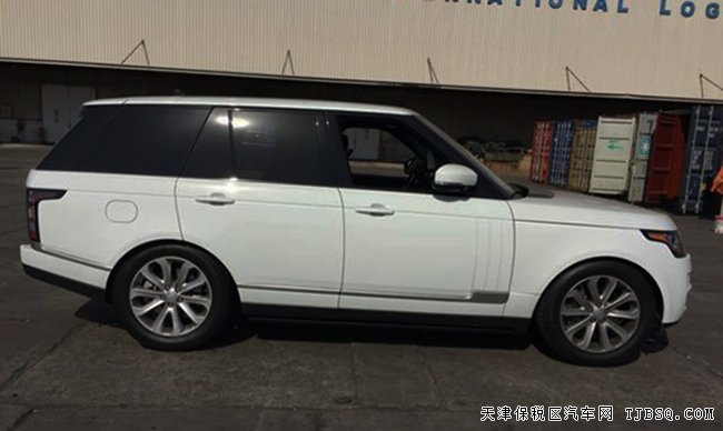 2016款路虎揽胜3.0T行政版 元旦节现车优惠走俏