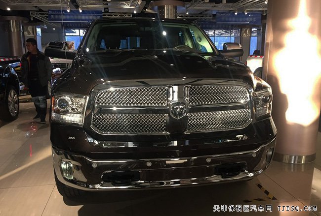 2017款道奇公羊5.7L美式皮卡限量版 现车惠报价