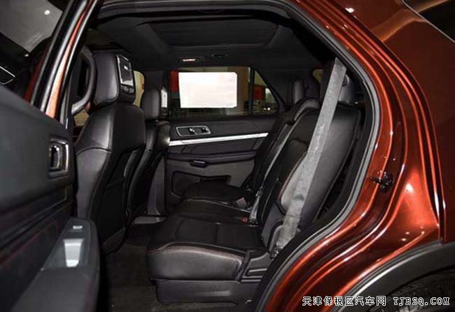 2017款福特探险者2.3T七座SUV 平行进口车惠报价
