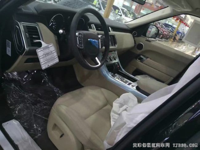 16款路虎揽胜运动版 滑动全景/前后座椅加热现车79.8万