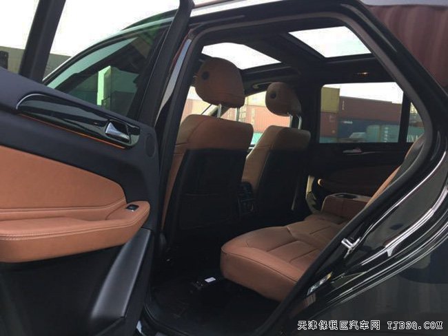 2017款奔驰GLE43AMG加规版 9速/高级包现车97万优惠走俏