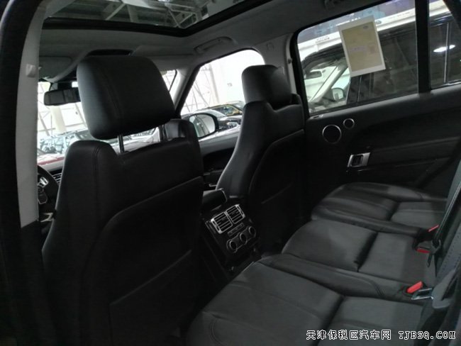 2016款路虎揽胜3.0T行政版汽油 抬显/二代地形现车132万