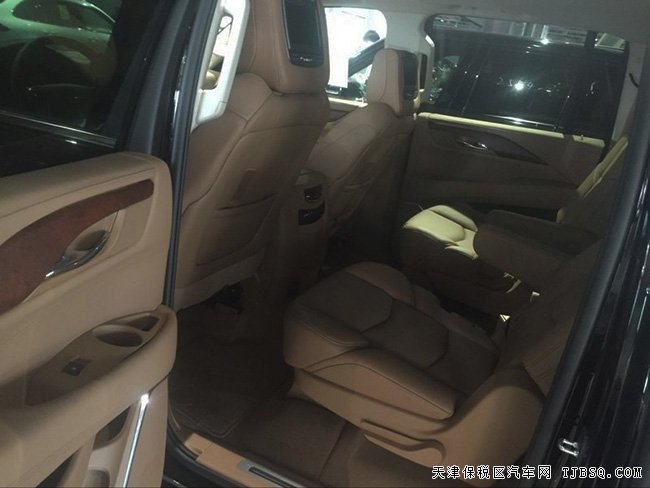 凯迪拉克凯雷德6.2L铂金版 16款平行进口现车特惠