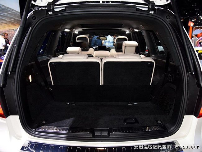 2017款奔驰GLS63AMG加规版 5.5T V8现车盛享折扣