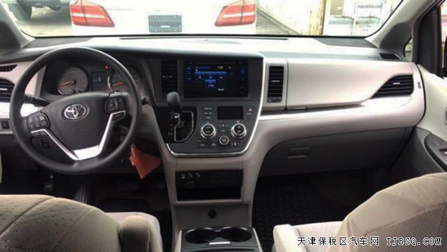 2017款丰田塞纳3.5L商务MPV 经典商务惠满津城