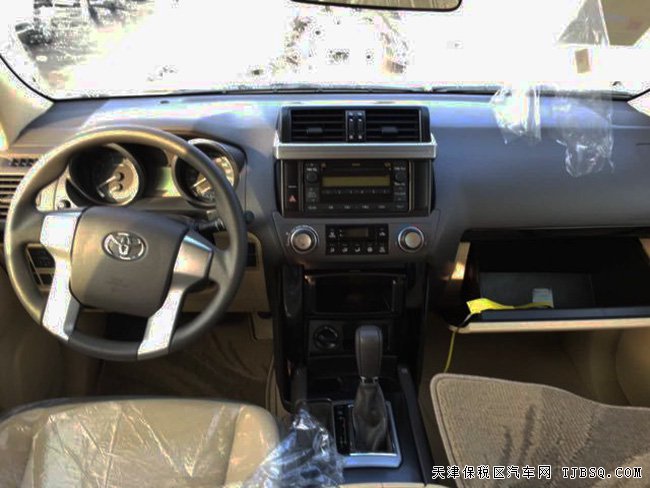 2016款丰田普拉多2700中东版 外挂备胎/17轮现车40.3万