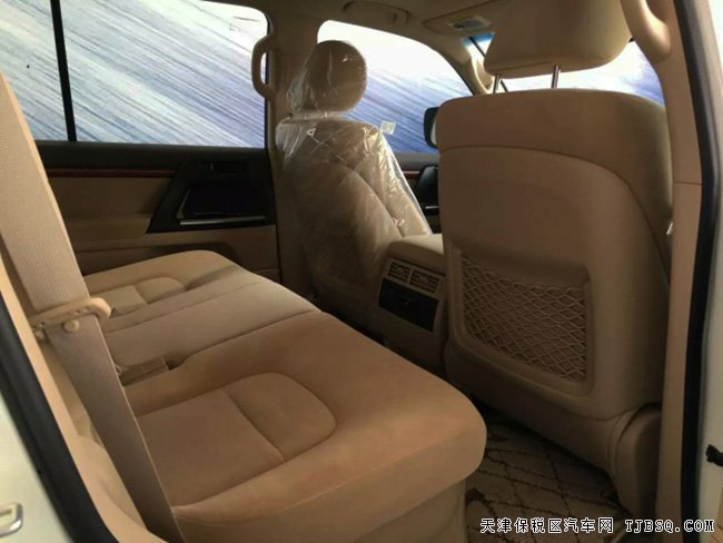 2015款丰田酷路泽4600中东版 双差/八座现车83.8万清仓