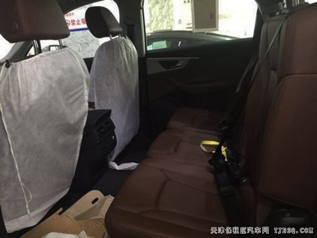 2017款奥迪Q7七座SUV 平行进口车报价优惠尊享