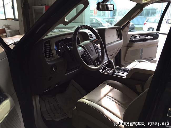 2016款林肯领航员3.5T经典SUV 港口现车年底钜惠