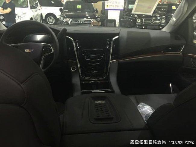 2016款凯迪拉克凯雷德6.2L美规版 22轮/雷测现车136万购