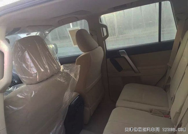 2016款丰田普拉多2700中东版 经典七座越野优惠促