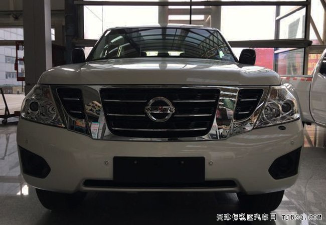 2017款日产途乐Y62中东版 18轮/差速锁/冰箱现车54万购